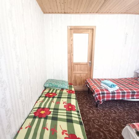 Частный Дом, Р-Н 3 Городской Больницы 切尔卡瑟 外观 照片